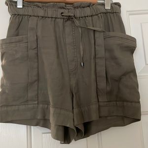 Splendid cargo shorts